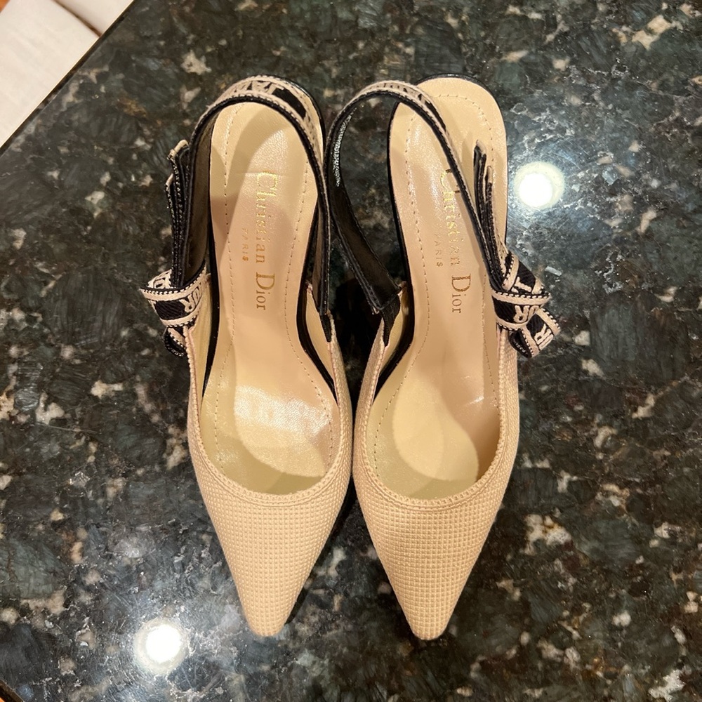 Women Dior J'a Slingback Pump Technical Fabric
Size 39 euro 
Bought for 1,050